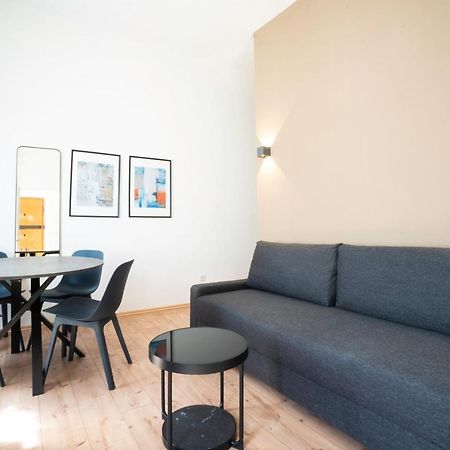 Modern 1-Bedroom Apartment Next To Praterstern Wina Bagian luar foto
