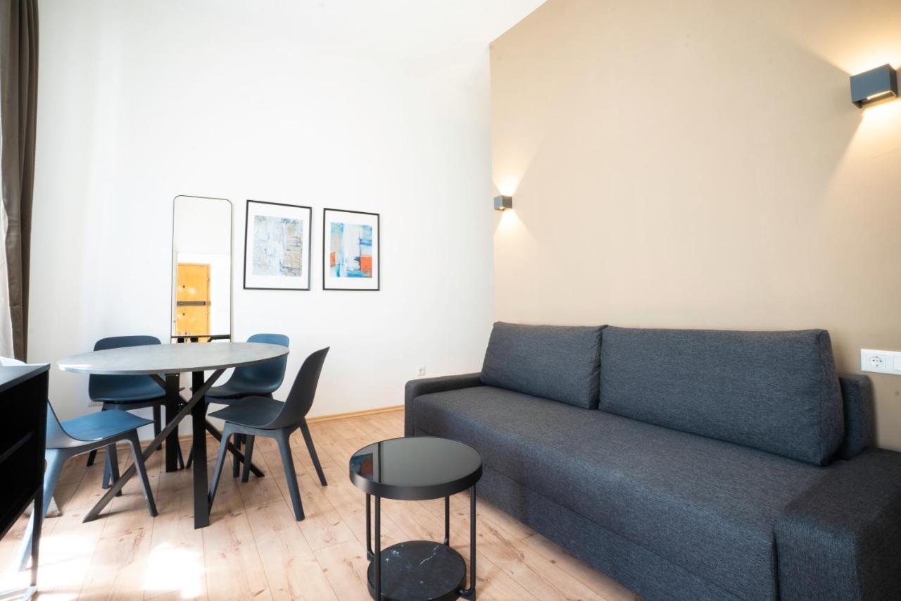 Modern 1-Bedroom Apartment Next To Praterstern Wina Bagian luar foto
